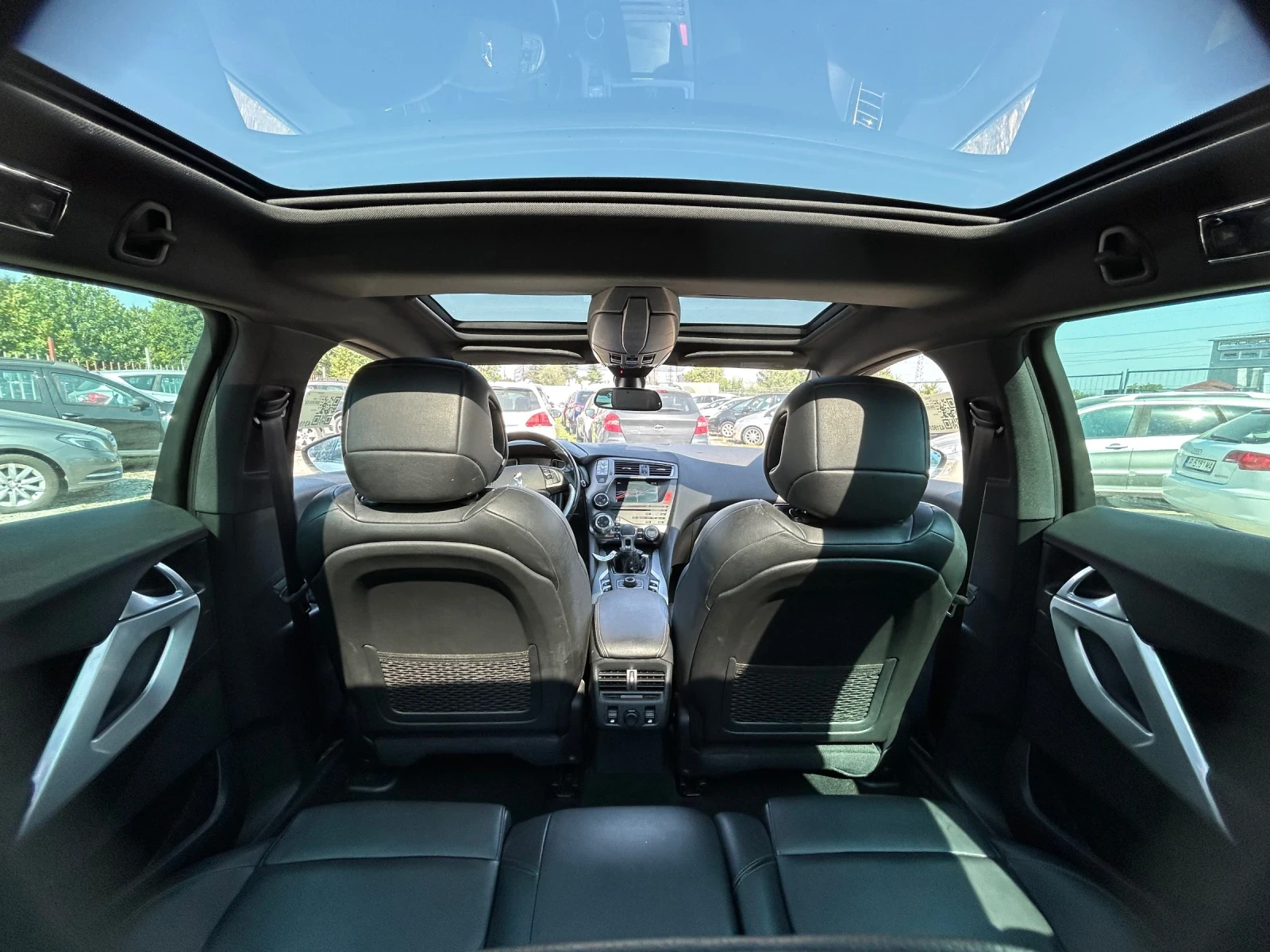 Citroen DS5 2.0HDi/163K.C./NAVi/LED/РЪЧНИ СКОРОСТИ, снимка 15 - Автомобили и джипове - 55572077
