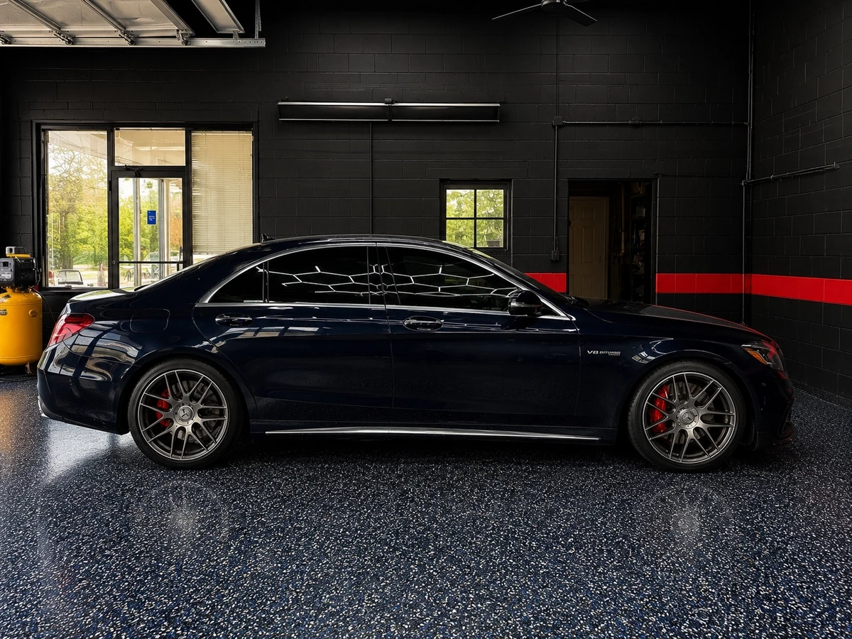 Mercedes-Benz S 63 AMG S* DESIGNO 2 TONE* ОБДУХВ* МАСАЖИ* МОНИТОРИ* ПАНОР, снимка 4 - Автомобили и джипове - 55643914