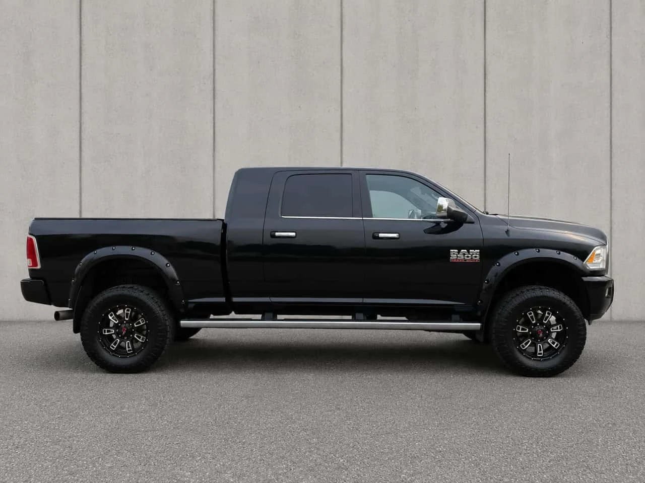 Dodge RAM 3500 * Limited * CARFAX * ОПЦИЯ ЗА ФИНАНСИРАНЕ , снимка 15 - Автомобили и джипове - 55753603