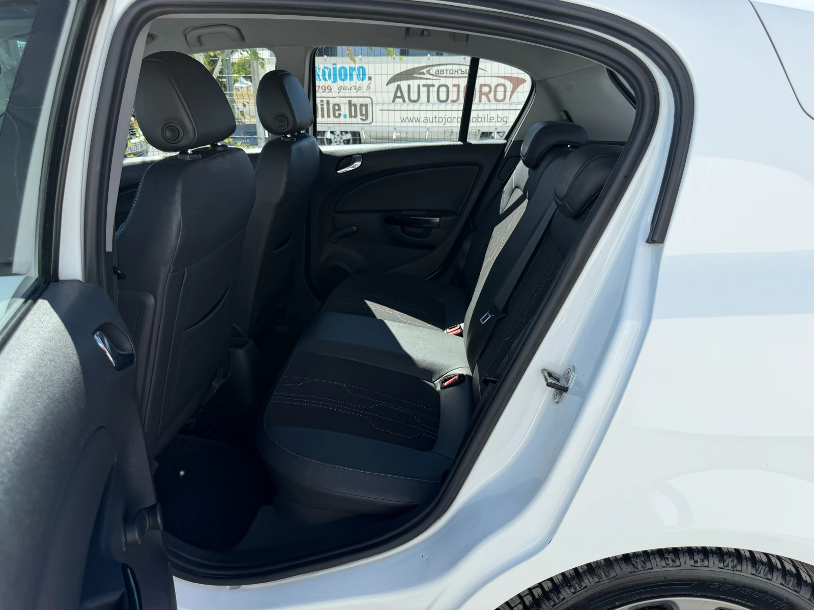 Opel Corsa 1.2i-Газов Инжекцион, снимка 12 - Автомобили и джипове - 56111434