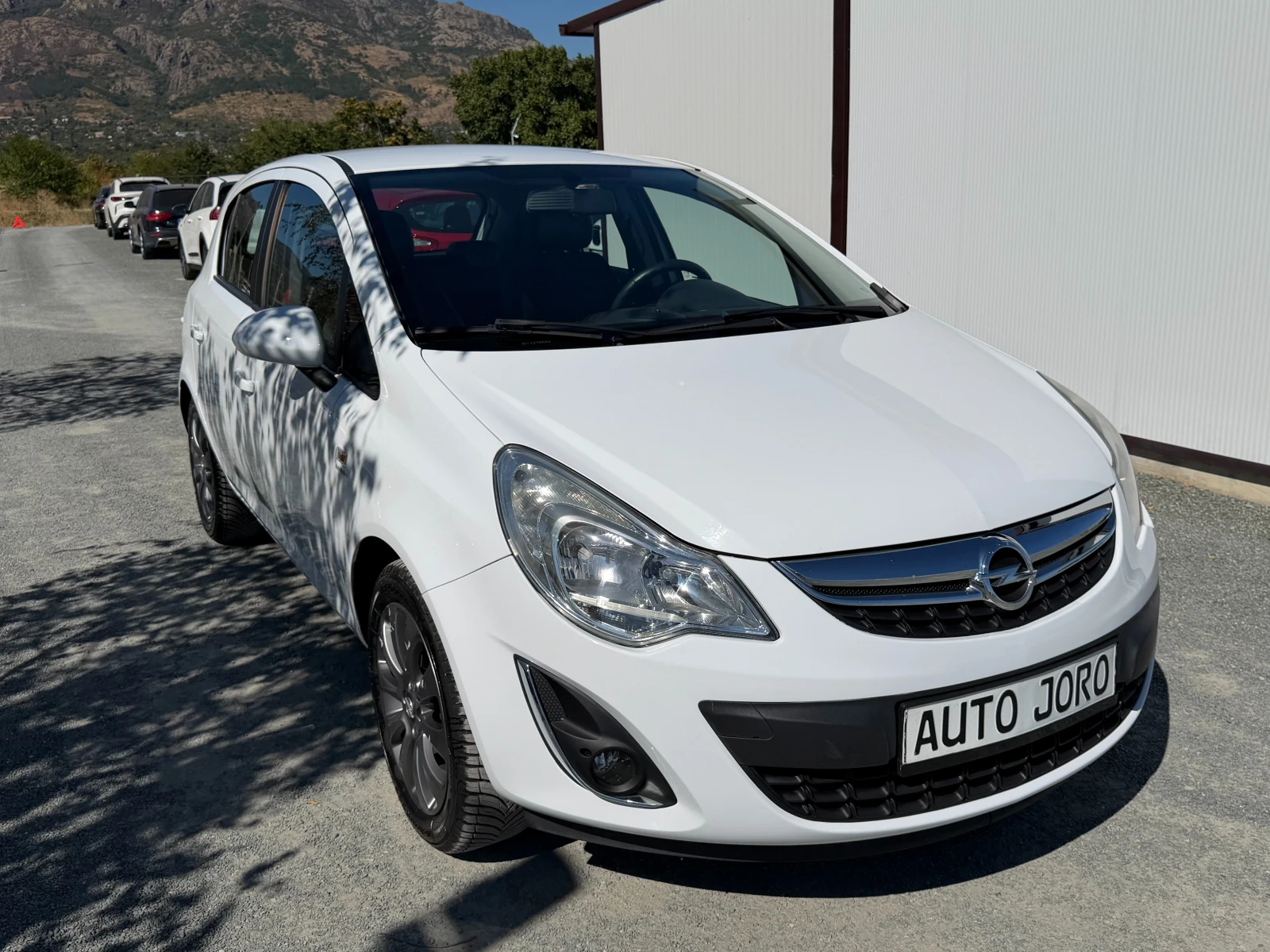 Opel Corsa 1.2i-Газов Инжекцион, снимка 6 - Автомобили и джипове - 56111434