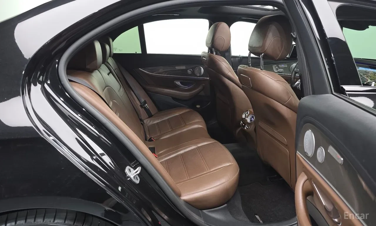 Mercedes-Benz E 53 AMG 4MATIC+ , BURMESTER, HEAD-UP, ОБДУХВАНЕ, снимка 11 - Автомобили и джипове - 56117404