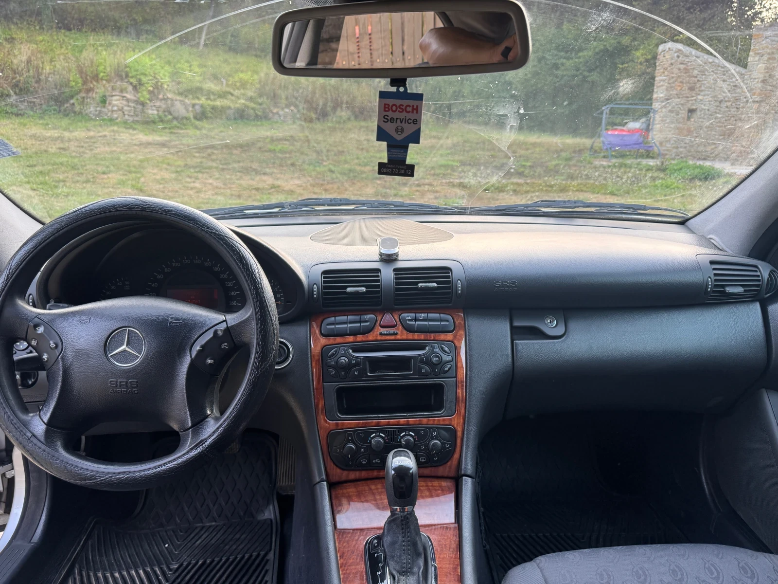 Mercedes-Benz C 220 Automatic, снимка 6 - Автомобили и джипове - 56682649