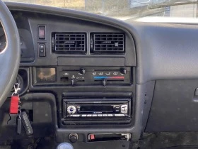 Toyota Hilux 2.4D, снимка 11