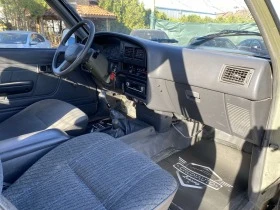 Toyota Hilux 2.4D, снимка 9