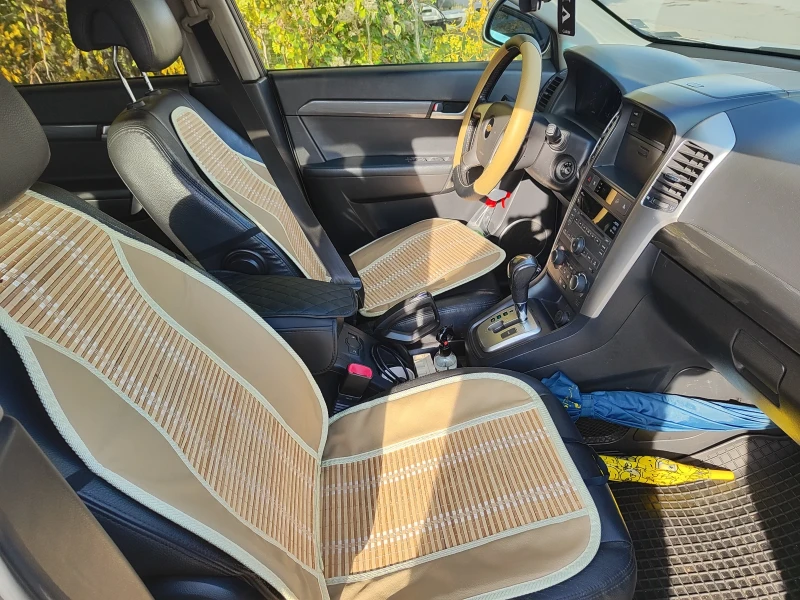 Chevrolet Captiva 2.0 150 KC ., снимка 10 - Автомобили и джипове - 51908811