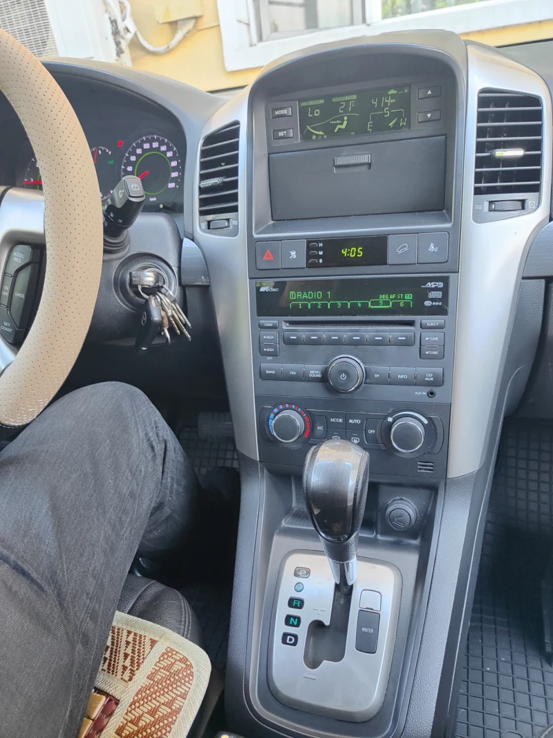 Chevrolet Captiva 2.0 150 KC ., снимка 8 - Автомобили и джипове - 51908811