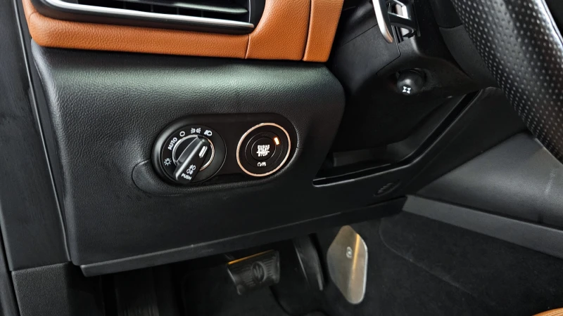 Maserati Levante 3.0 AWD , снимка 11 - Автомобили и джипове - 52454916