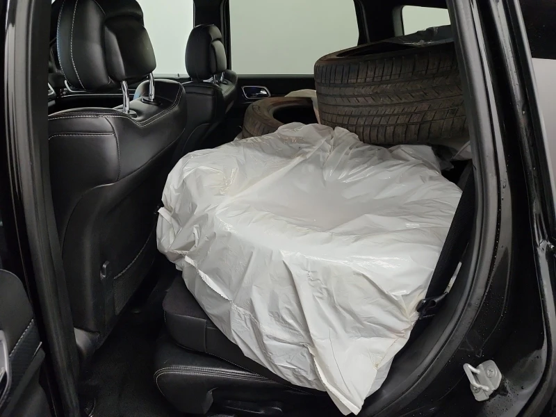 Jeep Grand cherokee SRT* 6.4* DISTRONIC* H&K* CAMERA* FULL* CARFAX* , снимка 10 - Автомобили и джипове - 52723354