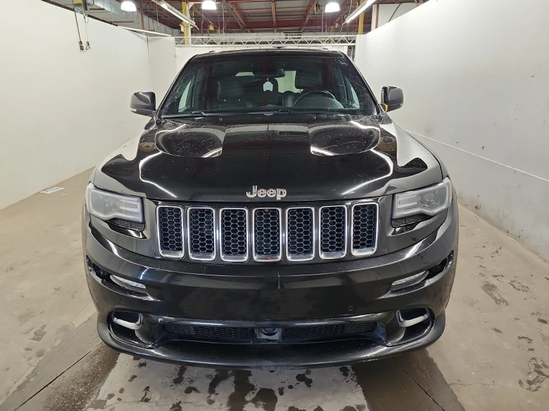 Jeep Grand cherokee SRT* 6.4* DISTRONIC* H&K* CAMERA* FULL* CARFAX* , снимка 2 - Автомобили и джипове - 52723354