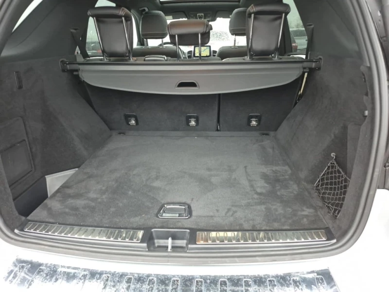Mercedes-Benz GLE 450 AMG / DISTRONIC / 360 / ПАМЕТИ / PANO / CARFAX, снимка 14 - Автомобили и джипове - 53274225