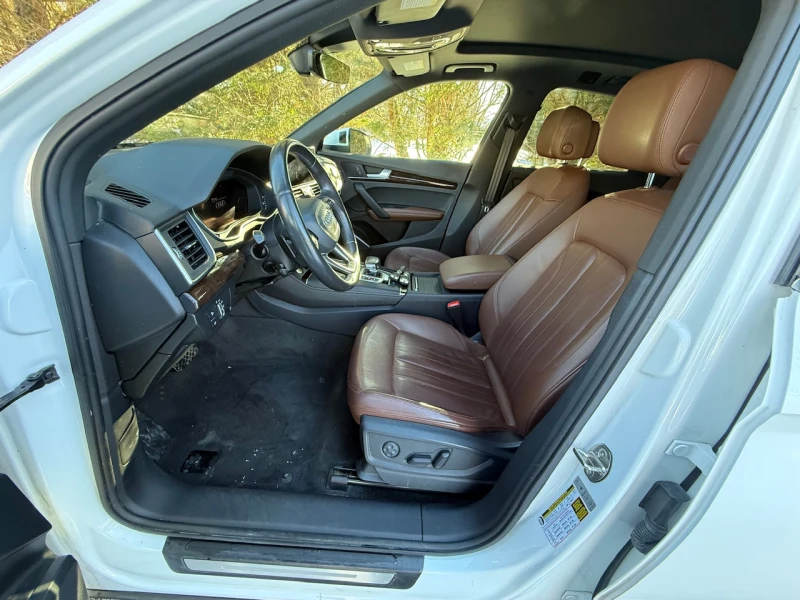 Audi Q5 2.0T* MATRIX* ДИГИТАЛНО* ТАБЛО* 360КАМЕРА* ПОДГРЕВ, снимка 12 - Автомобили и джипове - 53275804