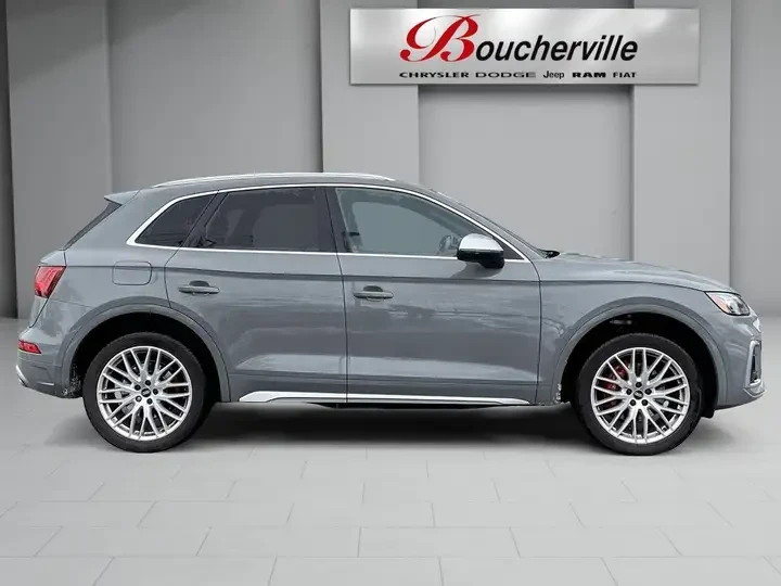 Audi SQ5 MATRIX* 360КАМЕРА* LANE* ASSIST* МЪРТВА* ТОЧКА* , снимка 4 - Автомобили и джипове - 54565032