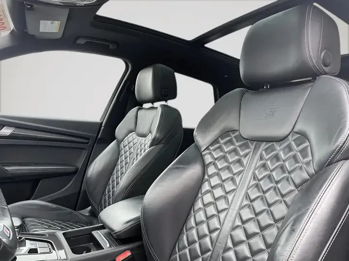 Audi SQ5 MATRIX* 360КАМЕРА* LANE* ASSIST* МЪРТВА* ТОЧКА* , снимка 15 - Автомобили и джипове - 54565032