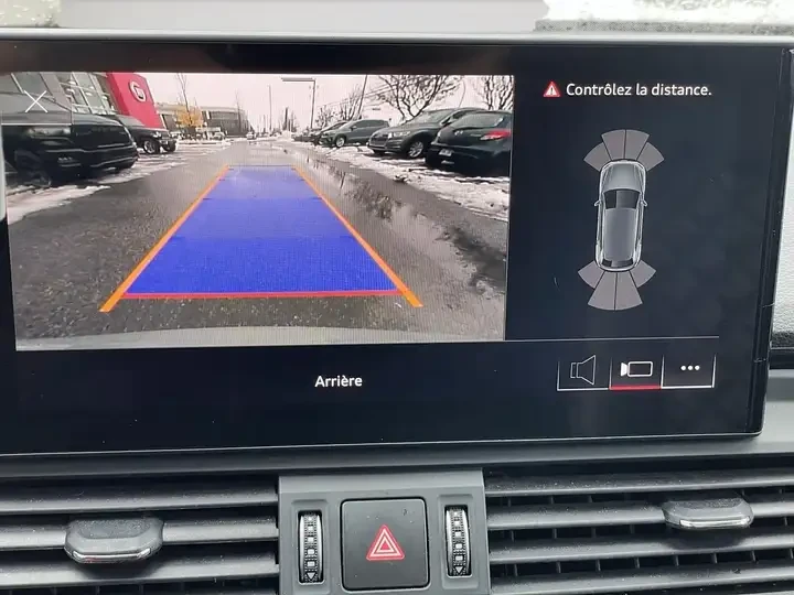 Audi SQ5 MATRIX* 360КАМЕРА* LANE* ASSIST* МЪРТВА* ТОЧКА* , снимка 11 - Автомобили и джипове - 54565032