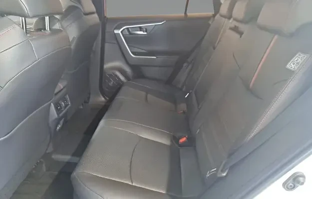 Toyota Rav4 2.5 4×4 Plug-in Hybrid Style = NEW = Гаранция, снимка 11 - Автомобили и джипове - 54619953