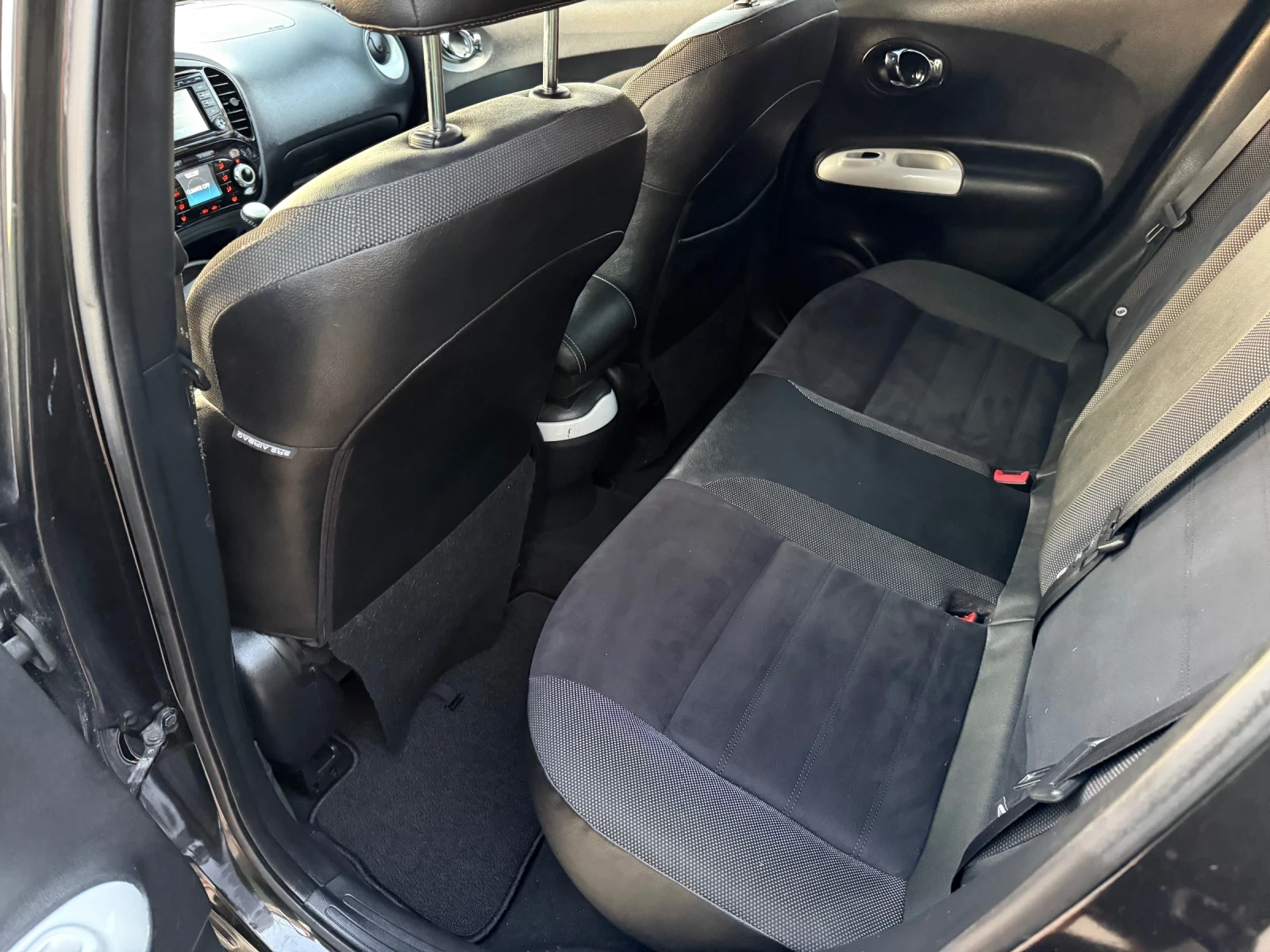 Nissan Juke 1.5dci 110к.с* FACE*  NAVI* EURO6* KEYLESS - изображение 9