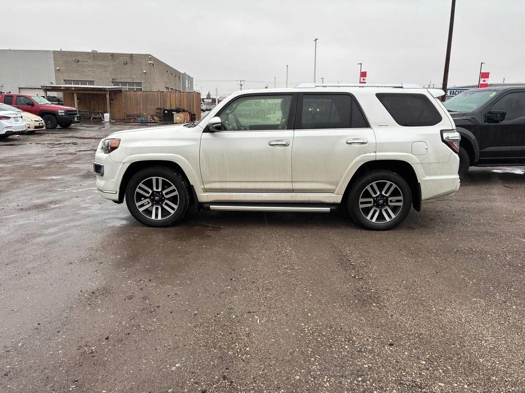 Toyota 4runner * 4WD * CARFAX * БЕЗ ПЪРВОНАЧАЛНА ВНОСКА - изображение 2