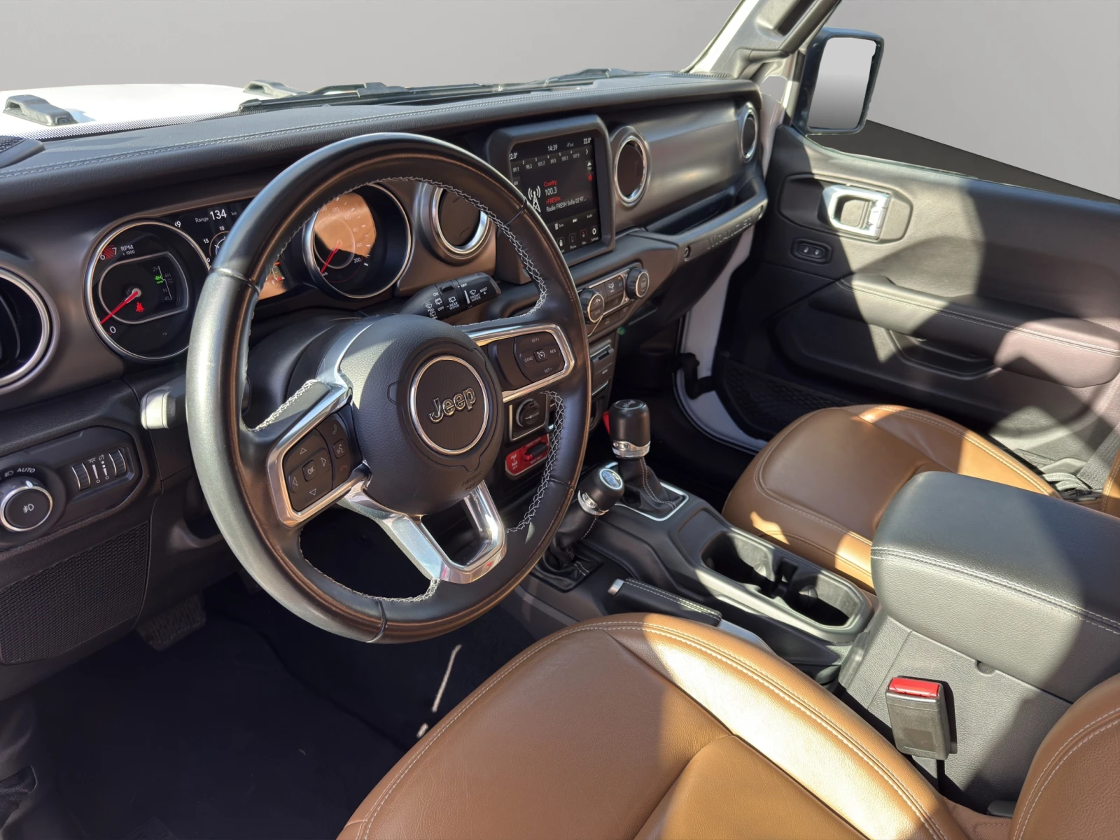 Jeep Wrangler 2.0 t - изображение 10