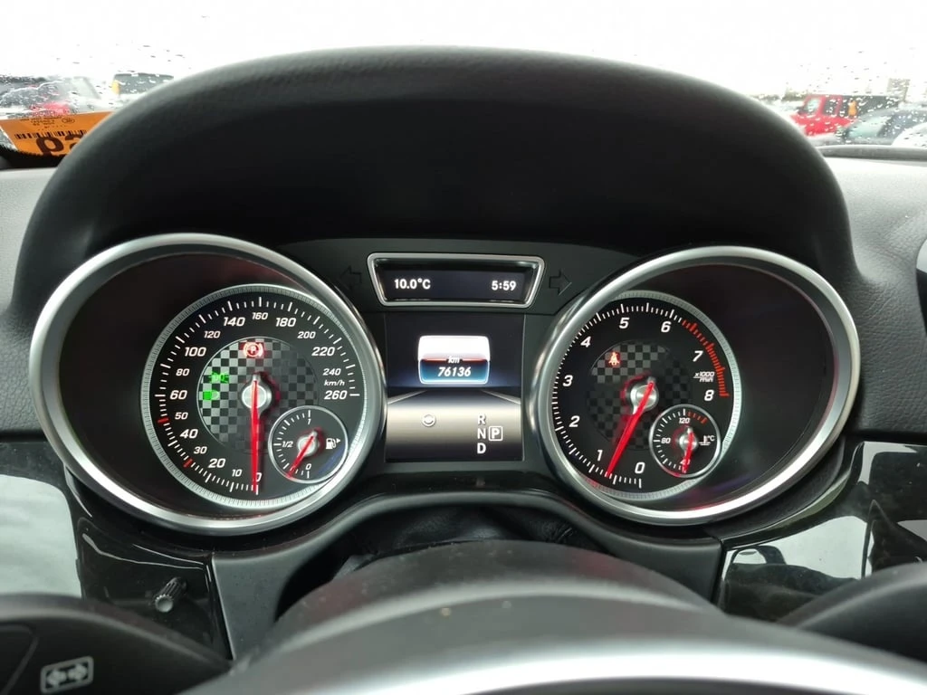 Mercedes-Benz GLE 450 AMG / DISTRONIC / 360 / ПАМЕТИ / PANO / CARFAX - изображение 8