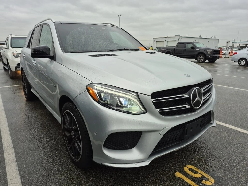 Mercedes-Benz GLE 450 AMG / DISTRONIC / 360 / ПАМЕТИ / PANO / CARFAX - изображение 2