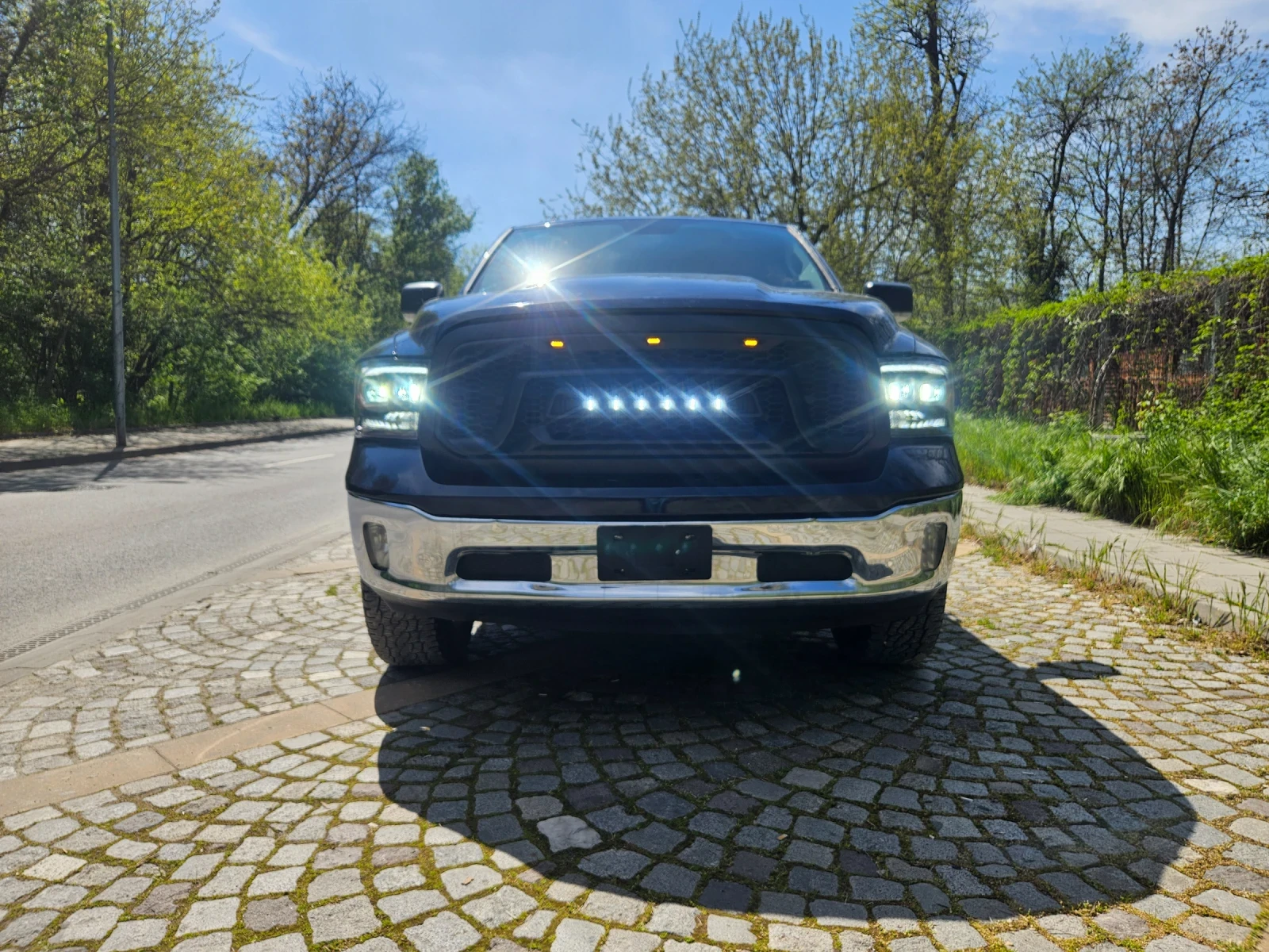 Dodge RAM 1500 2016г. SLT 5.7 HEMI 1500 4х4