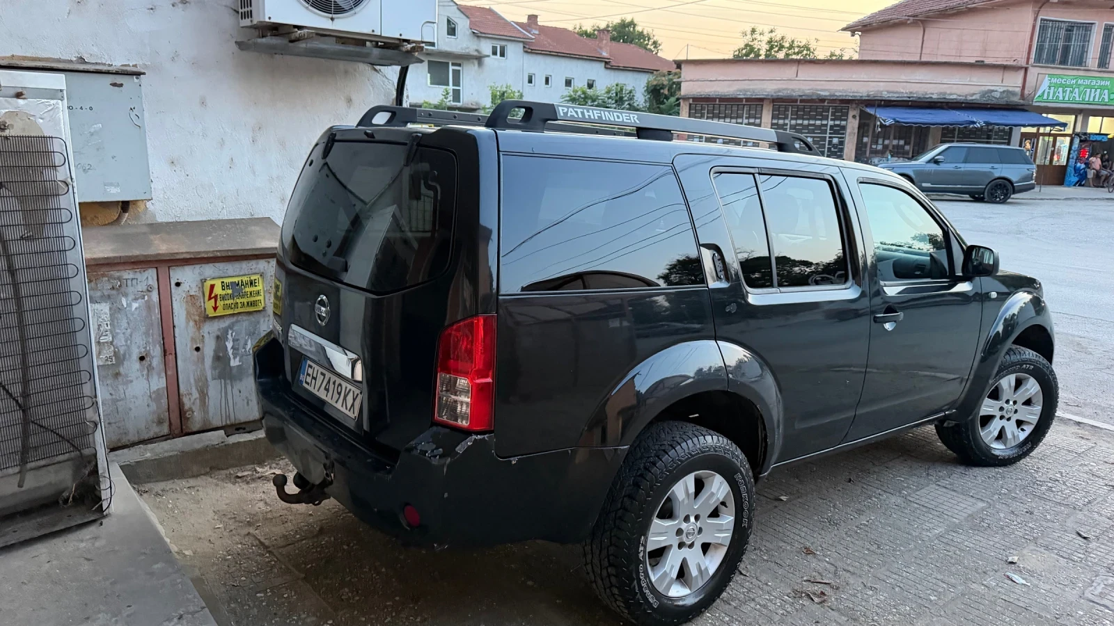 Nissan Pathfinder, снимка 5 - Автомобили и джипове - 55991311