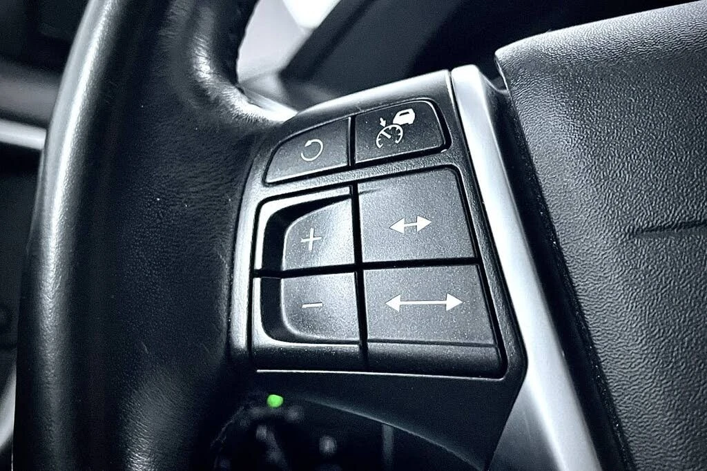 Volvo XC60 T5 Special Edition * Пано * АвтоКредит(ЦЕНА ДО БГ), снимка 12 - Автомобили и джипове - 56202220