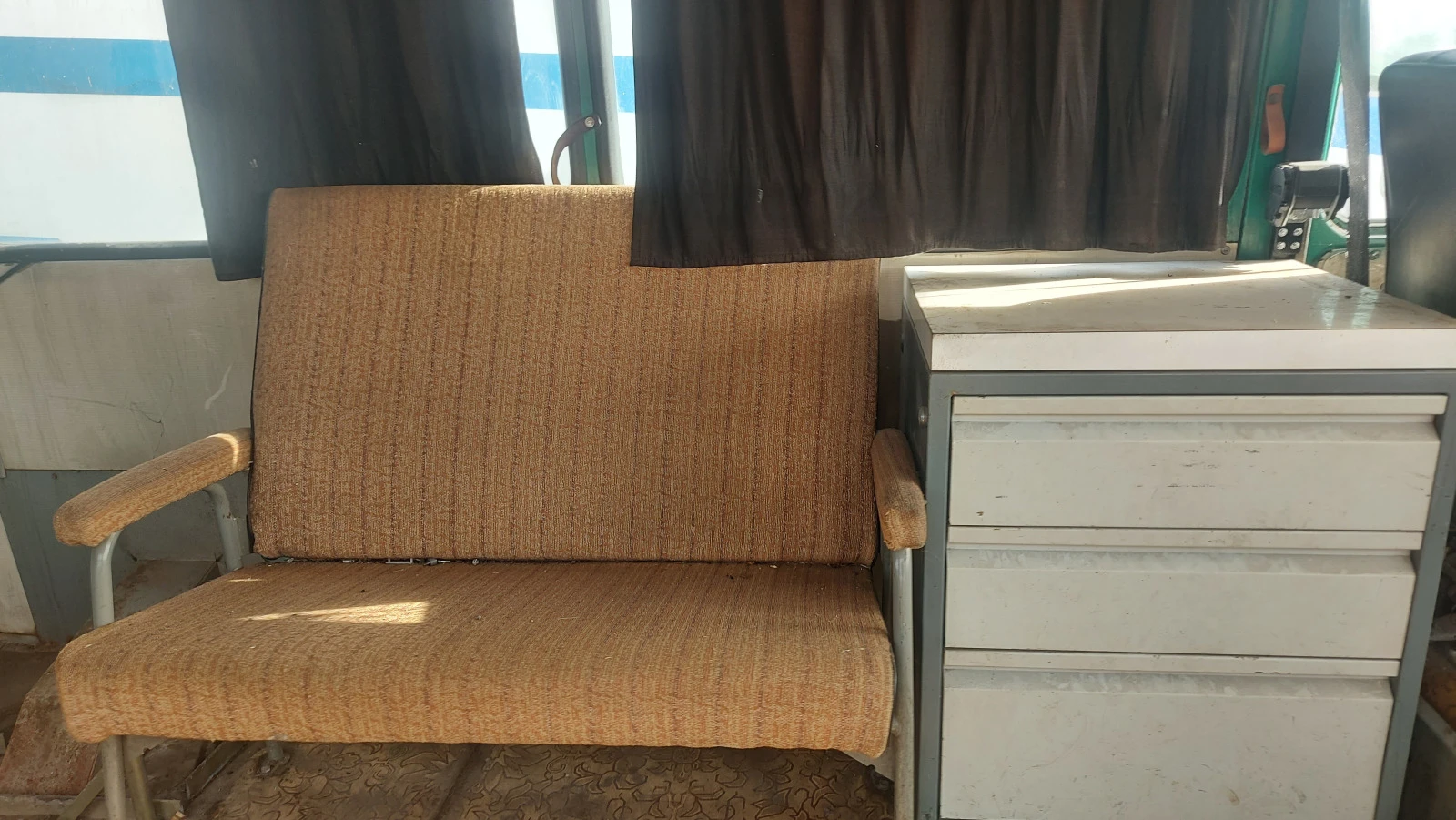 Robur Termus | Mobile.bg   11