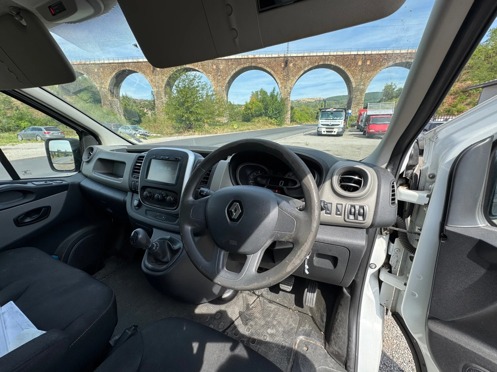 Renault Trafic 1.6dciM9R - изображение 8