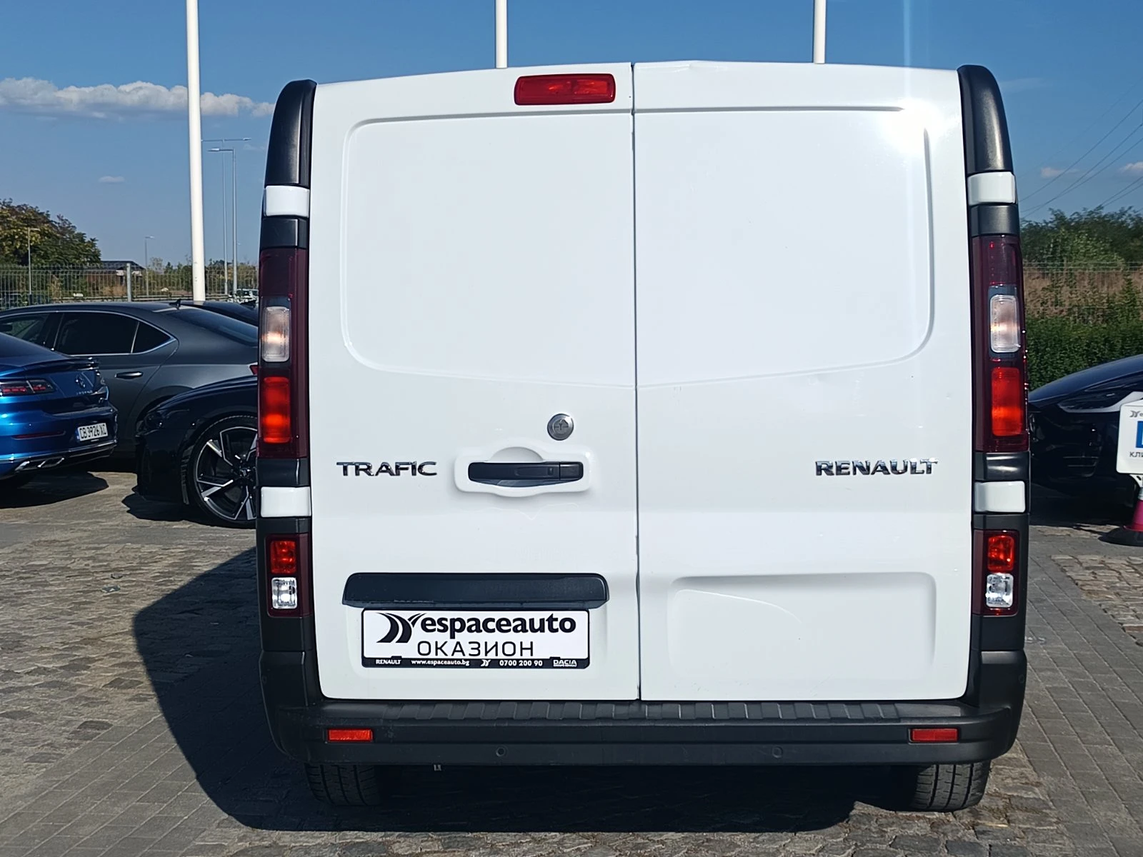 Renault Trafic 2.0dCi/ 110к.с./L1H1, снимка 5 - Бусове и автобуси - 56214438