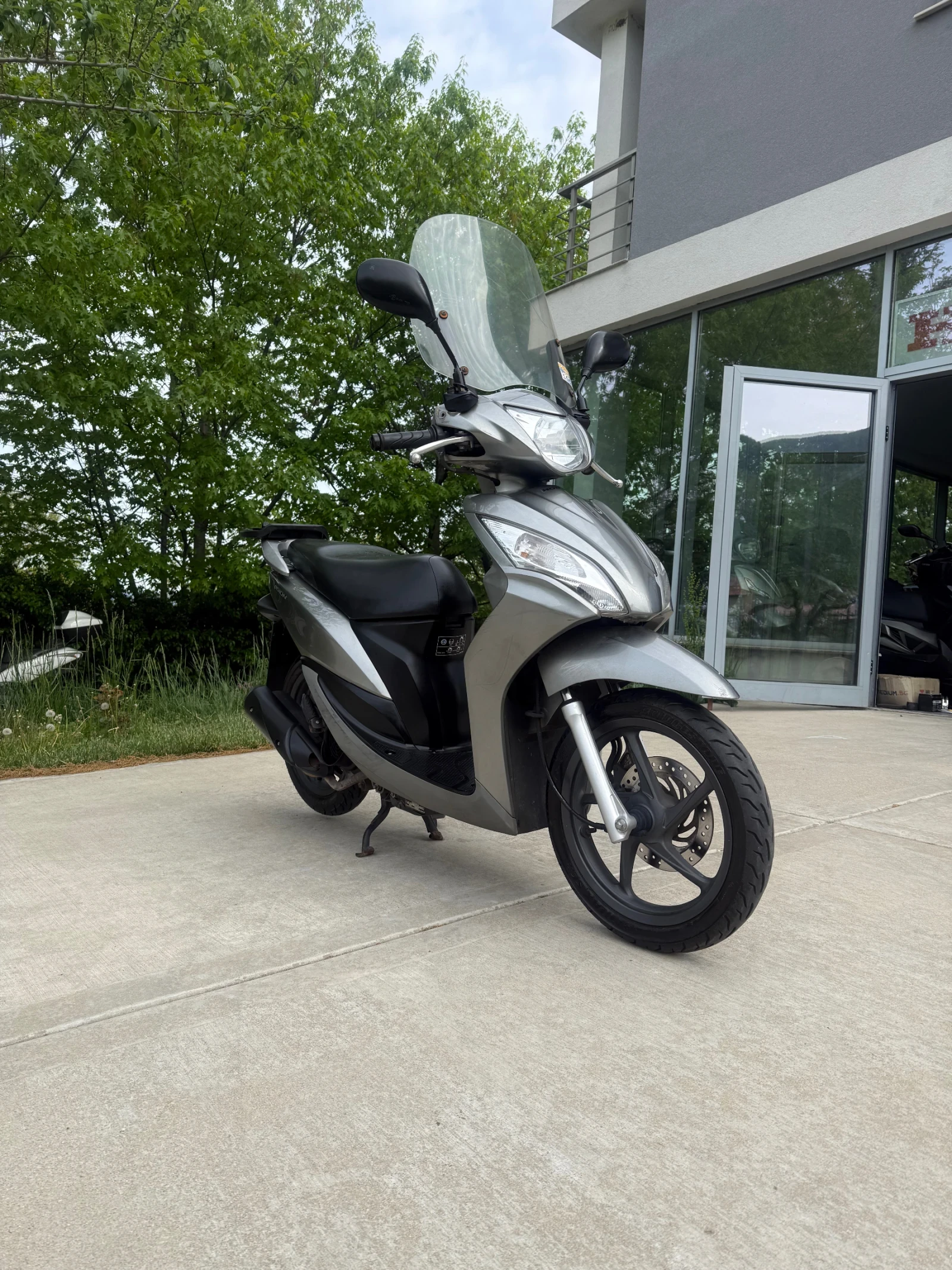 Honda Vision, снимка 2 - Мотоциклети и мототехника - 54461829