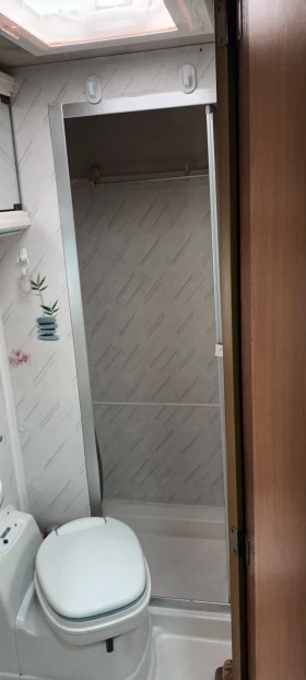 Кемпер Mercedes-Benz Мерцедес  бенц , снимка 6