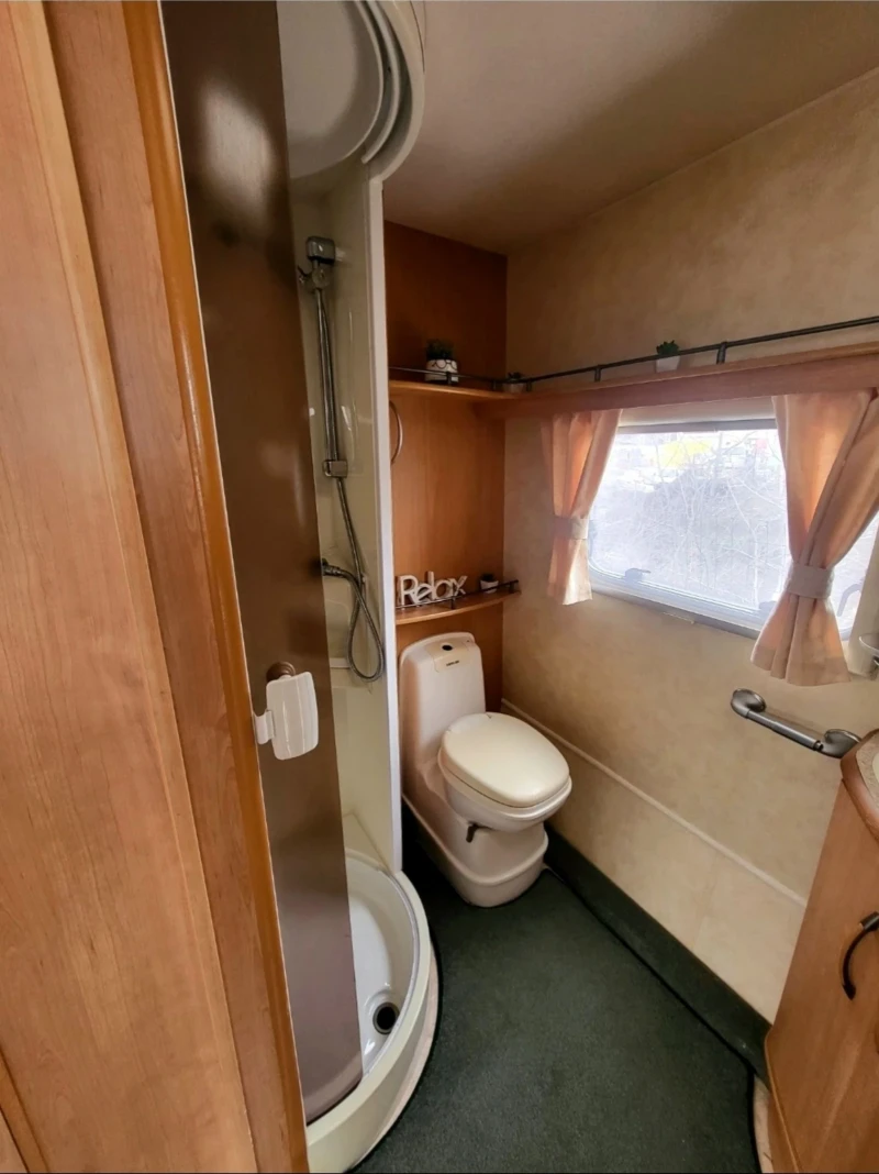 Каравана Award Ace Award Morningstar, снимка 13 - Каравани и кемпери - 52913669