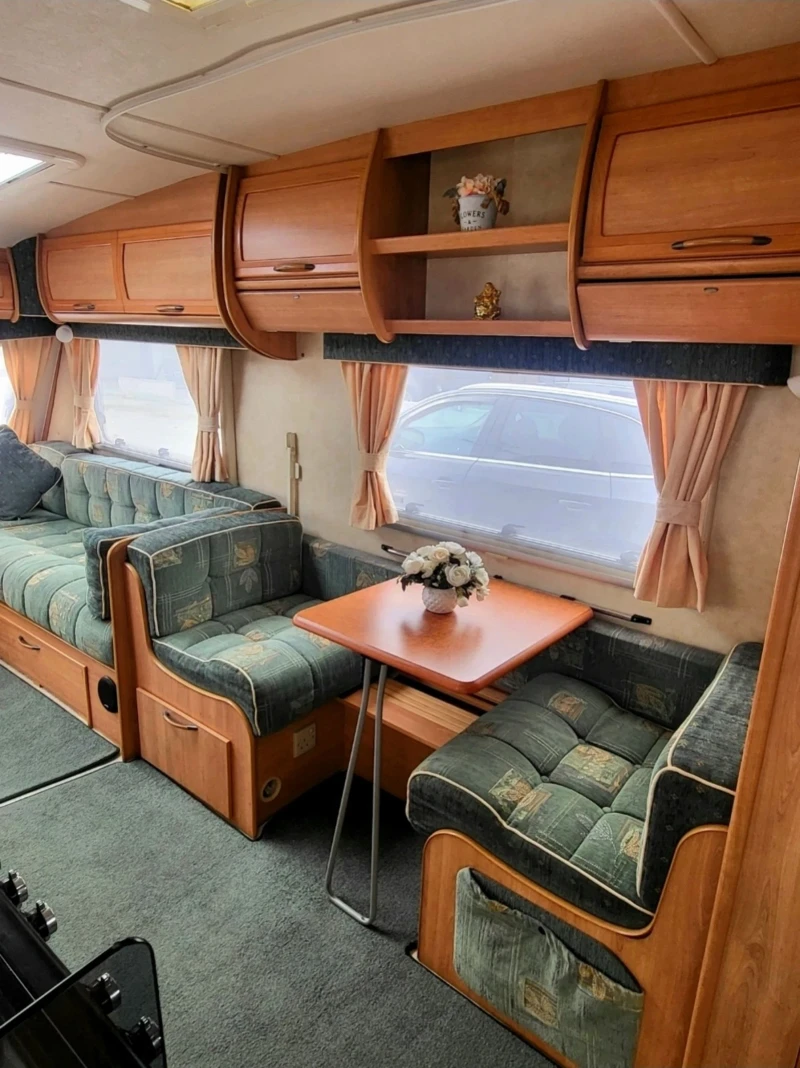 Каравана Award Ace Award Morningstar, снимка 10 - Каравани и кемпери - 52913669