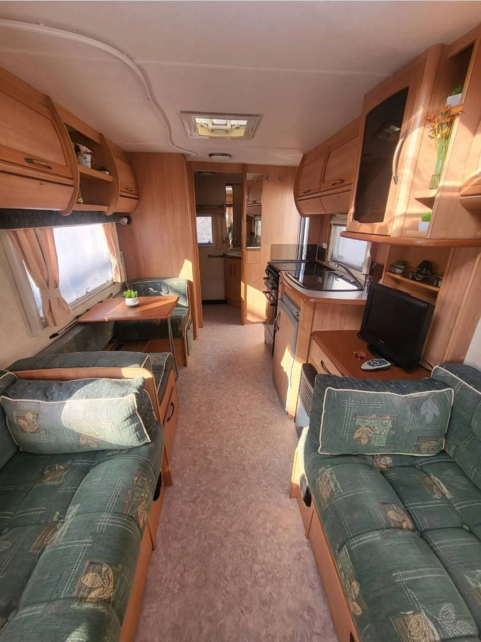 �������� Award Ace Award Morningstar | Mobile.bg � ����������� 12