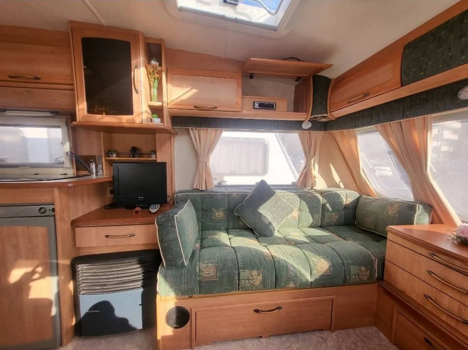 Каравана Award Ace Award Morningstar - изображение 5