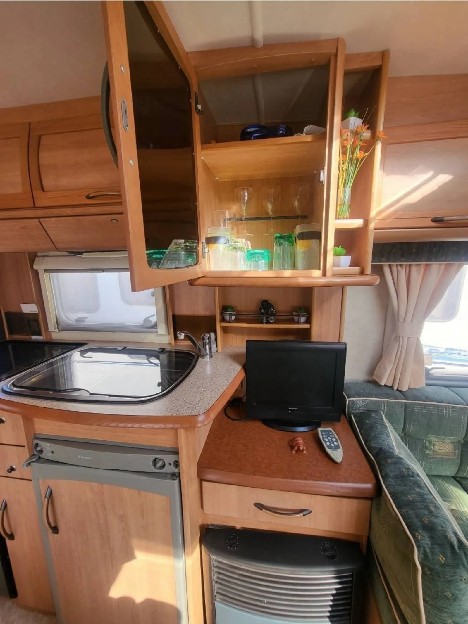 Каравана Award Ace Award Morningstar - изображение 9