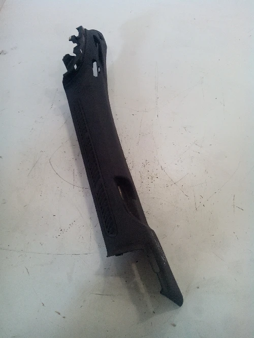 Пластмасова кора задна дясна за Пежо 307 sw