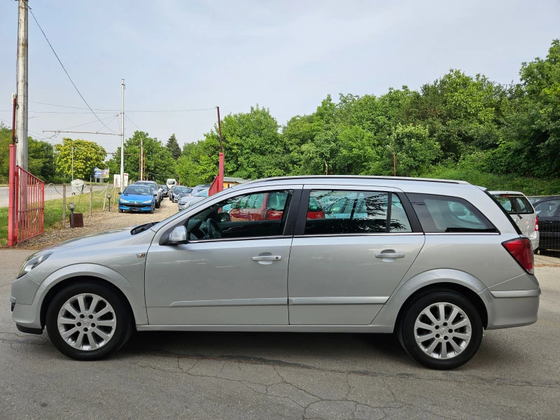 Opel Astra 1.8, 125к.с., XENON, снимка 7 - Автомобили и джипове - 42940224