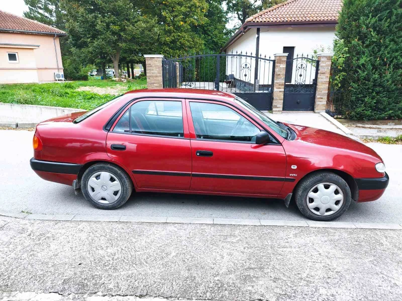 Toyota Corolla, снимка 5 - Автомобили и джипове - 47486479