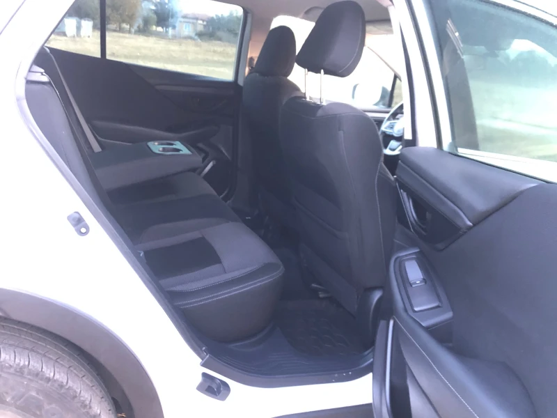 Subaru Outback, снимка 14 - Автомобили и джипове - 52517507