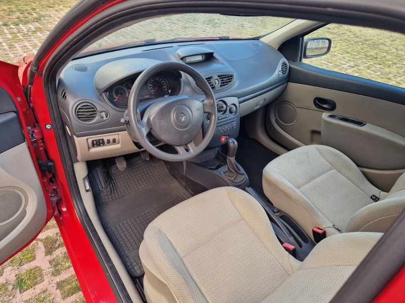 Renault Clio 1.5DCI..EVRO 4..НОВ ВНОС.., снимка 14 - Автомобили и джипове - 48072000