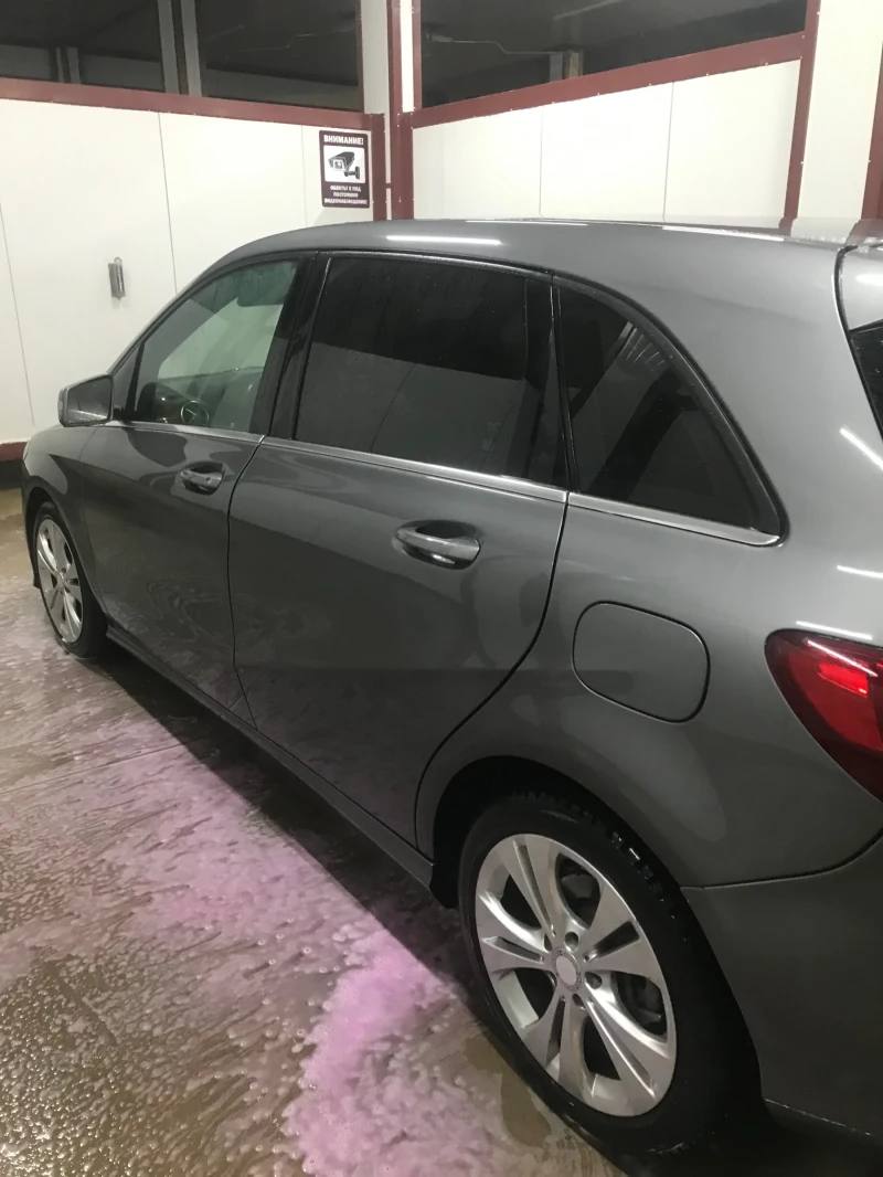Mercedes-Benz B 220 AVTOMAT , снимка 16 - Автомобили и джипове - 53304504