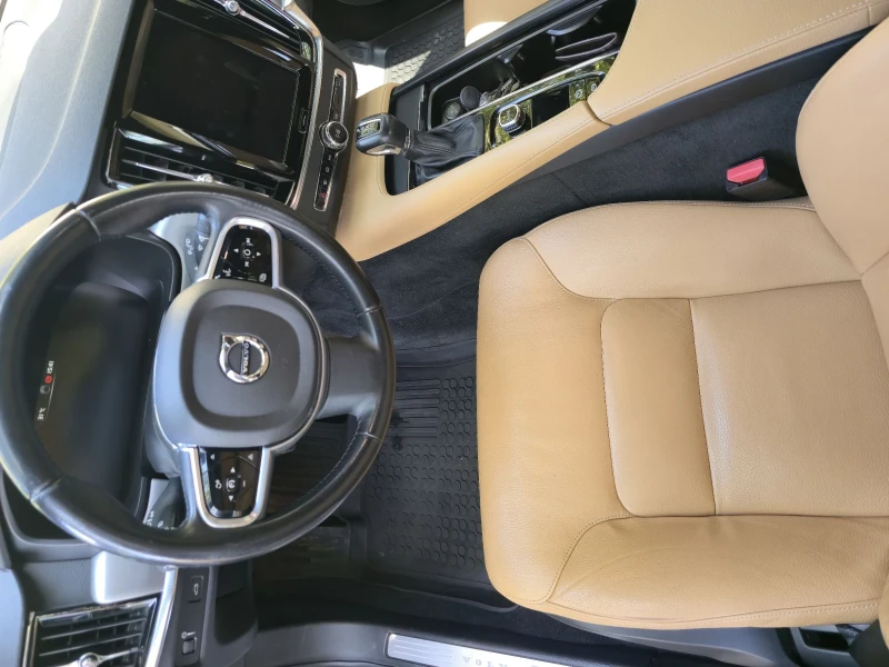 Volvo V90 D4 Momentum, снимка 6 - Автомобили и джипове - 52774812
