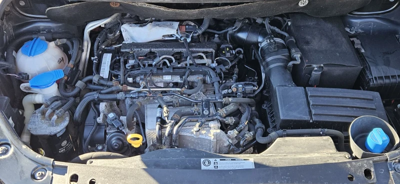 VW Caddy 2.0TDI* 102кс* 4+ 1* NAVI* 2017г, снимка 12 - Автомобили и джипове - 52944063