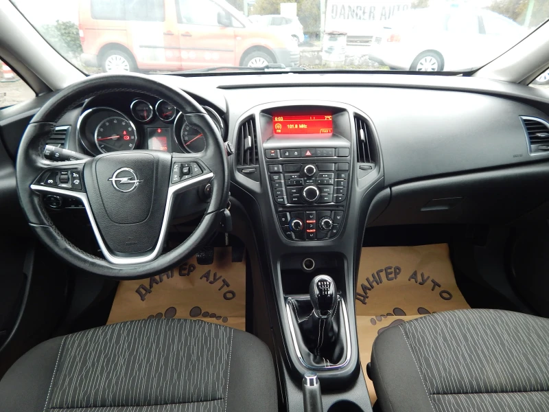 Opel Astra 1.4T* ГАЗ* 140к.* ЕВРО5В* , снимка 12 - Автомобили и джипове - 53373463