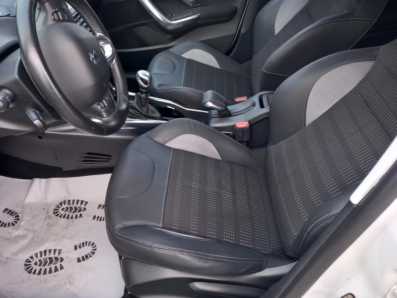 Peugeot 2008 1.6 E HDI Allure, снимка 9 - Автомобили и джипове - 53432697