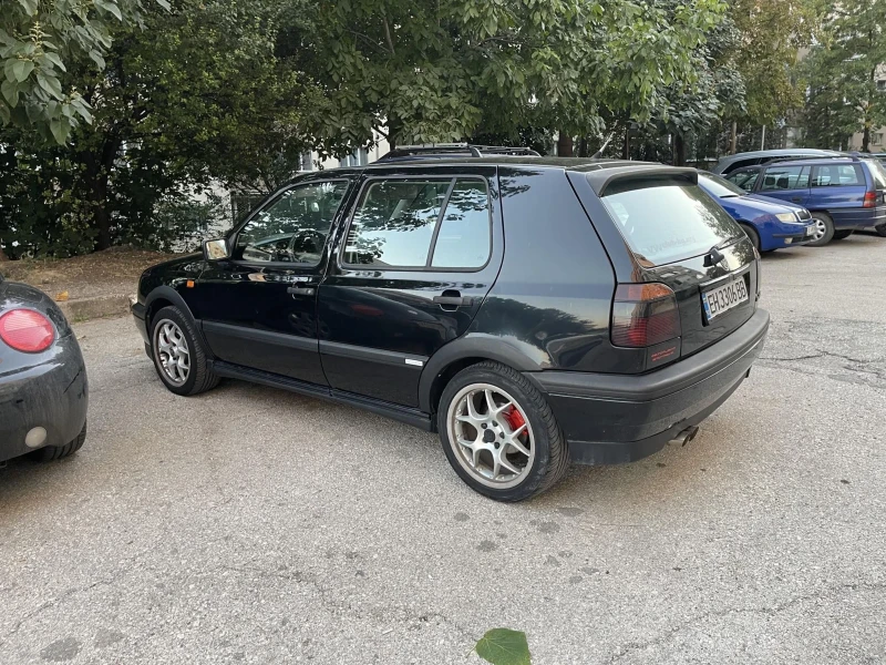 VW Golf GTI-Edition , снимка 6 - Автомобили и джипове - 53512234