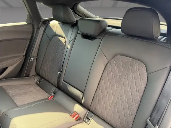 Audi A5 e-hybrid Quattro = S-line = Гаранция, снимка 11 - Автомобили и джипове - 55475522